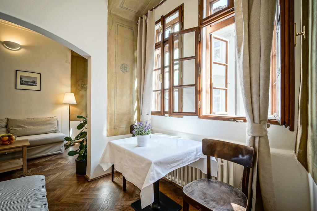Apartamento Nerudova 36 Praga